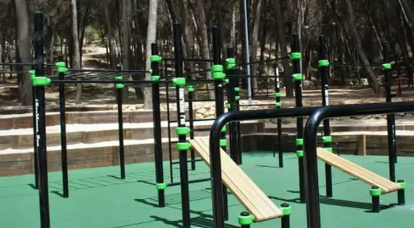 Los mejores parques de calistenia en Madrid para entrenar al aire libre