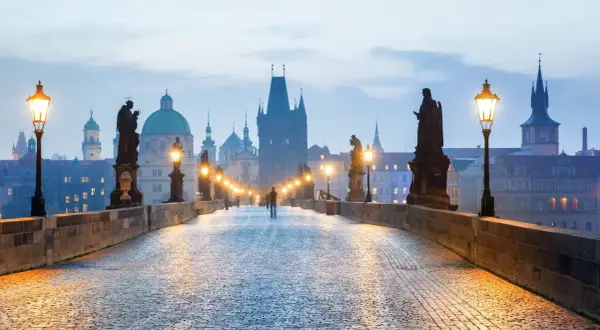 Praga: Najpiękniejsze miejsca. Jak ominąć tłumy i odkryć perełki?
