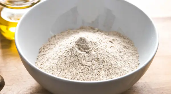 Czy mąka żytnia ma gluten? Prawda o jej wpływie na zdrowie