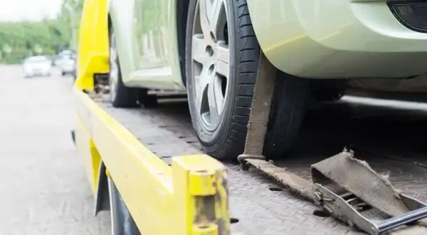 Auto z lat 2020-2023 na lawecie. Czy to najgorsze usterki wychodzące tuż po gwarancji?