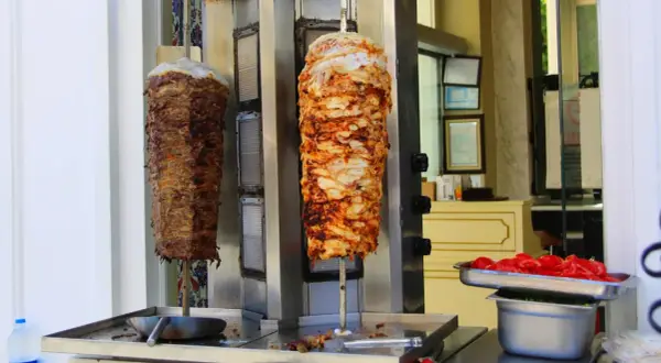 Gdzie jest dobry kebab? Szybkie metody i wybór bez żalu!