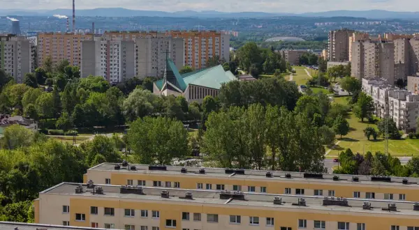 Jak dojechać do osiedla Złotego Wieku w Krakowie - najlepsze trasy