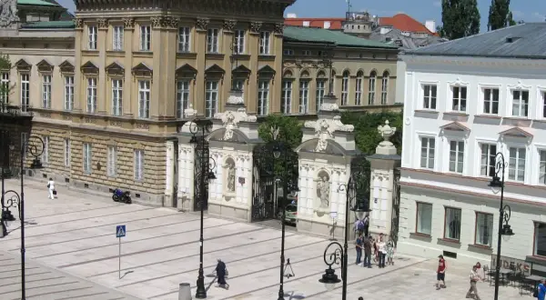 Uniwersytet Warszawski praca – aktualne oferty i wymagania dla kandydatów
