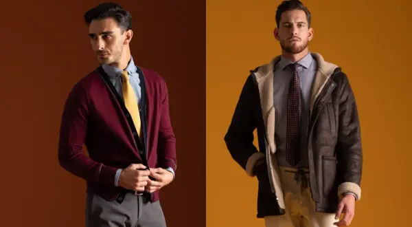 Uomo con cardigan bordeaux e cravatta gialla, e uomo con giacca shearling e cravatta a fantasia. La **larghezza cravatta** è un dettaglio di stile.