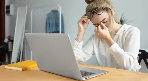 Jaskra czego nie wolno: unikaj tych nawyków i produktów, by chronić wzrok