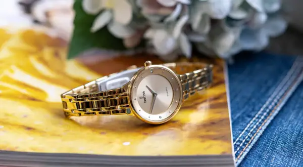 Zegarek festina damski złoty – eleganckie modele w atrakcyjnych cenach