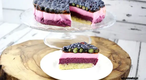 Puszysty tort bezglutenowy? Przepis krok po kroku dla każdego!