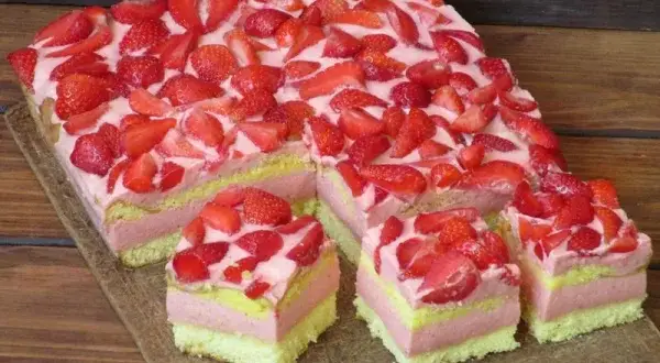 Pyszny przepis na ciasto z serkami Danio, które zachwyci każdego smakosza