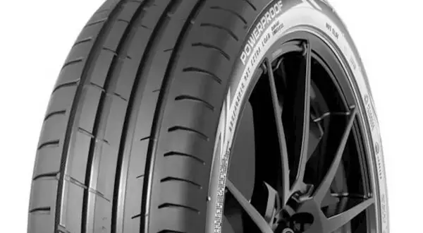 Opony 225/45 R17: Optymalne ciśnienie dla bezpieczeństwa i oszczędności