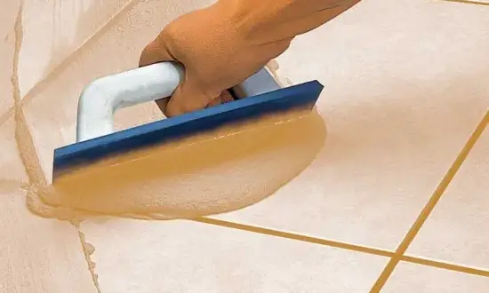 Jaka fuga na taras zewnętrzny Mapei zapewni trwałość i odporność?