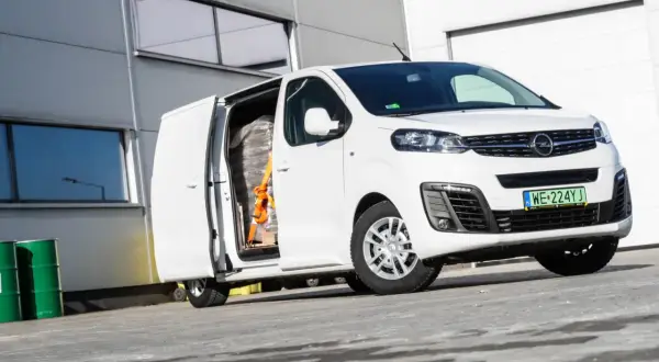 Opel Vivaro: Pojemność baku, AdBlue i zasięg. Wszystkie generacje