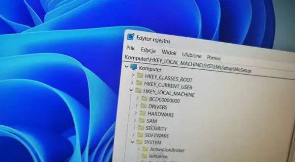 Edytor rejestru Windows 11 bez TPM. Widok folderów HKEY_LOCAL_MACHINE\SYSTEM\Setup\MoSetup.