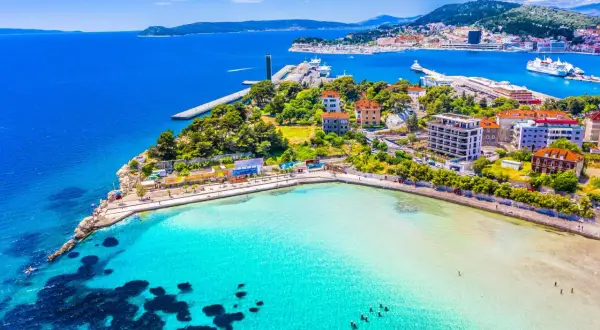 Split: Przewodnik po atrakcjach, plażach i sekretach Dalmacji
