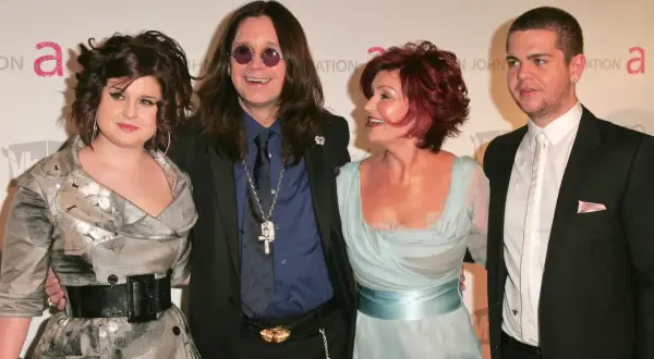Ozzy Osbourne z rodziną: żona Sharon i dzieci Kelly i Jack.