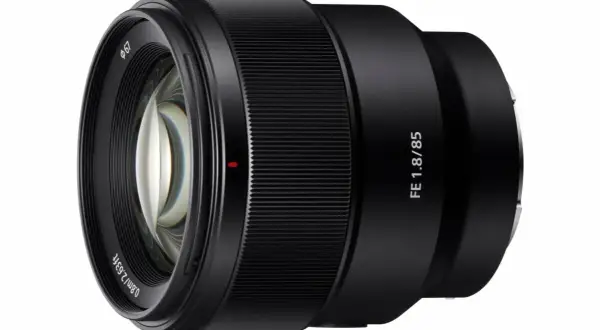 Najlepsze obiektywy do portretów dla Sony Alpha – jak wybrać idealny?