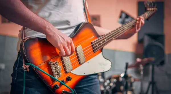 Najbardziej oczekiwane albumy rockowe 2025 roku: energia, legenda i świeżość sceny