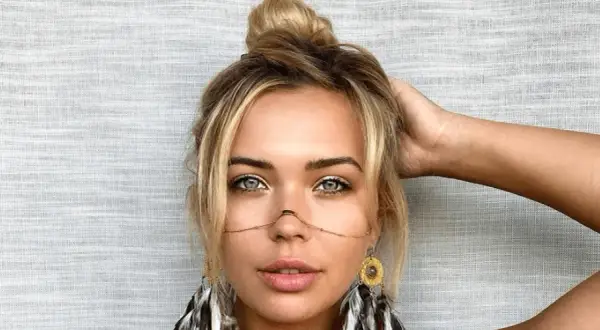 Kim jest Sandra Kubicka? Fascynujące życie modelki i celebrytki.