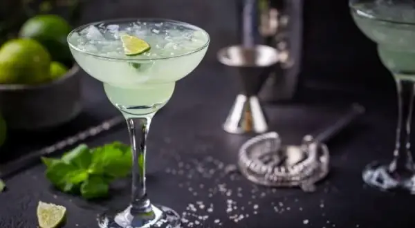 Jak zrobić margaritę drink - prosty przepis na idealny smak
