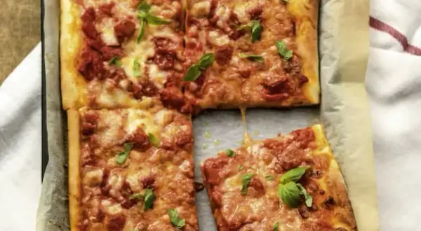 Jak zrobić pizzę margherita - łatwy przepis na idealne ciasto