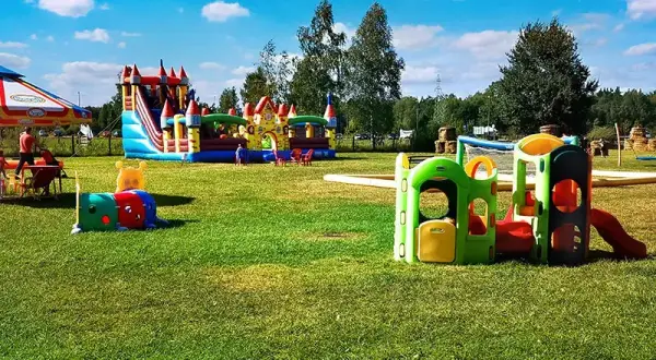 Gdzie z dzieckiem w Lubelskim? Odkryj najlepsze atrakcje rodzinne