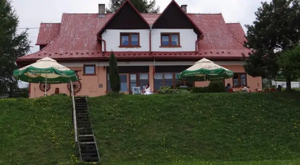 Bacówka na Zadzielu - idealne miejsce na wypoczynek i wydarzenia