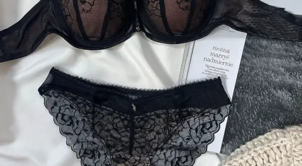Jak skutecznie przykleić stanik samonośny i uniknąć problemów z trwałością