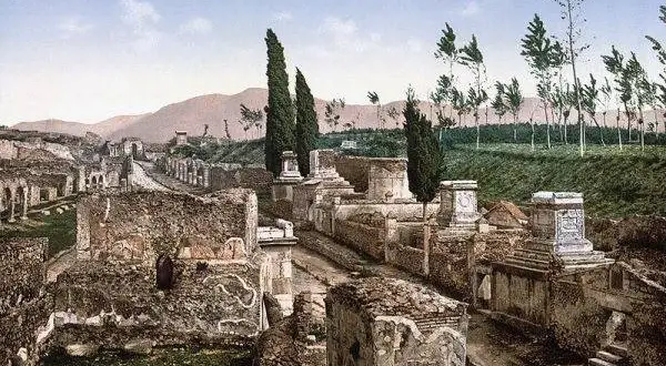 Starożytne Pompeje: Historia, tragedia i niezwykłe odkrycia archeologiczne