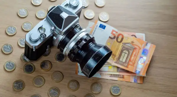 Ile można zarobić na zdjęciach stockowych? Zaskakujące fakty i strategie