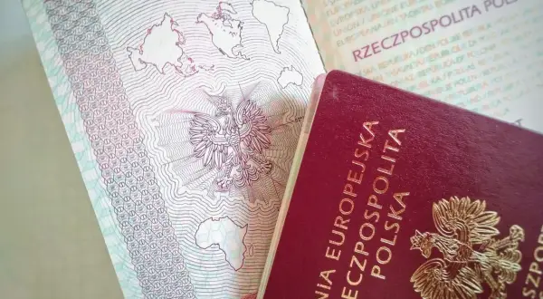 Czy paszport trzeba wyrobić w miejscu zameldowania? Oto prawda!