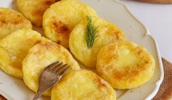 Co zrobić z ugotowanych ziemniaków? 10 pysznych przepisów na dania
