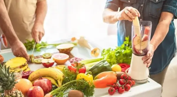 Jaka dieta po udarze? 9 kluczowych zasad żywienia pacjenta