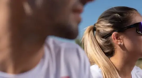 Las mejores gafas de sol para correr mujer que no te fallarán