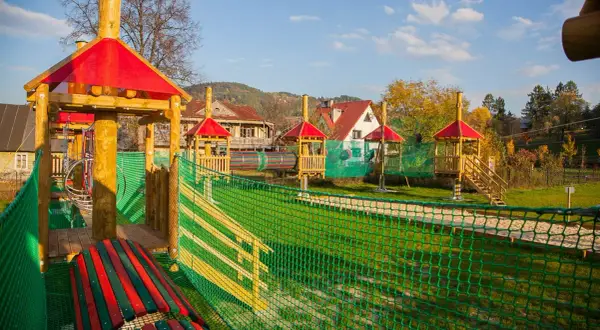 Najlepsze parki linowe w Muszynie - atrakcje dla dzieci i dorosłych