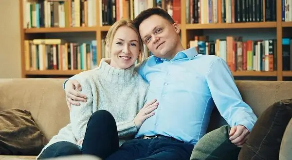 Urszula Brzezińska-Hołownia ile ma lat? Zaskakujące fakty o jej życiu i karierze