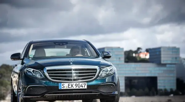 Mercedes W213 jaki silnik - wybierz najlepszą opcję dla siebie