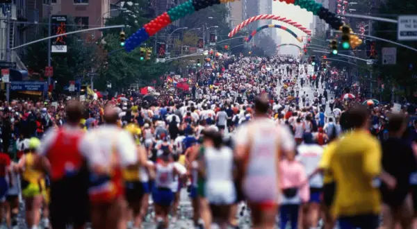 Co to jest maraton? Definicja, historia i korzyści z biegania długich dystansów