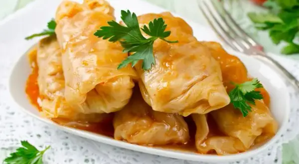 Gołąbki - ile kcal mają naprawdę? Prawda o kaloryczności