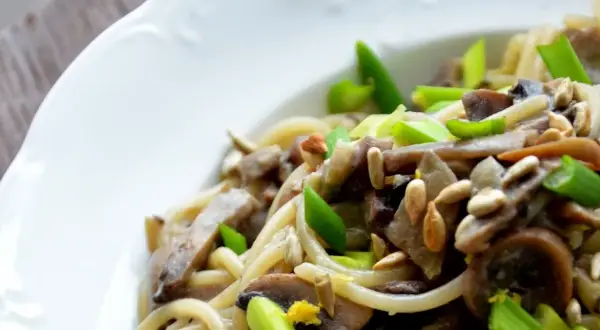 Prosty przepis na spaghetti funghi, które zachwyci Twoje kubki smakowe