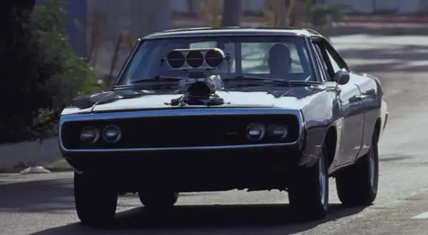 Auto Doma Toretto: Kultowe Muscle Cary z Szybkich i Wściekłych