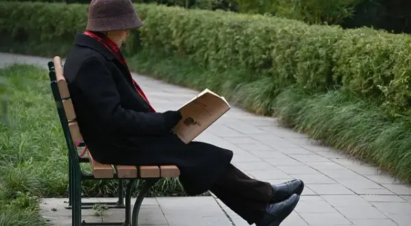 Prawdziwe pragnienia dojrzałego mężczyzny. Czego naprawdę chce facet po 60?