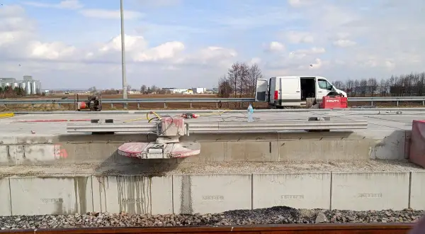 Cięcie betonu zbrojonego cena – ile naprawdę zapłacisz za usługi?