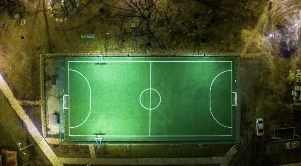 Nowy kalendarz Ligi Mistrzów z meczami w styczniu 2026 jak zmieni się szczyt formy i rotacja u topowych klubów