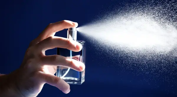 Na ile starcza 100ml perfum? Sprawdź, ile naprawdę wystarczy