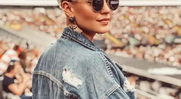Jak wygląda fryzura pixie cut? Odkryj jej piękno i stylizacje