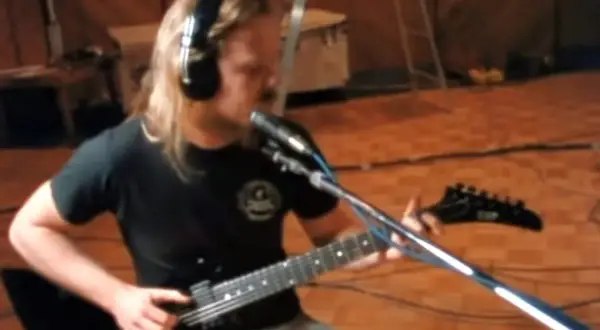 Naucz się grać na gitarze: Metallica na gitarze chwyty i akordy