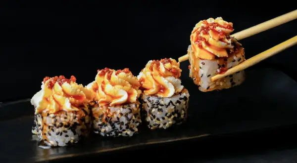 Sushi Lublin – jak rozpoznać naprawdę dobrą restaurację i nie przepłacić?