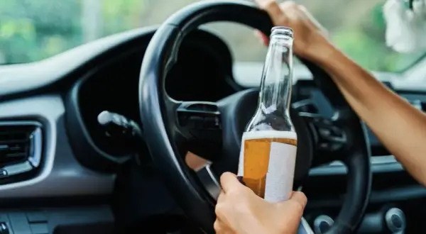 Ile można wydmuchac w alkomat? Poznaj legalne limity alkoholu w Polsce