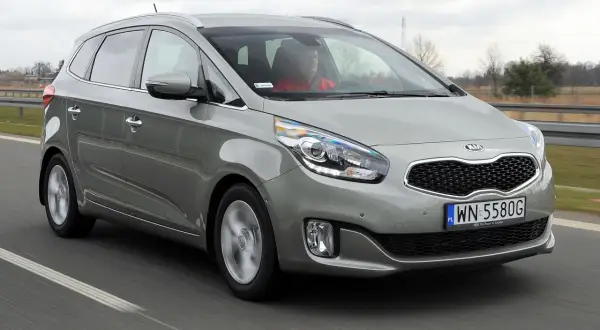 Kia Carens 4 jaki silnik wybrać, aby uniknąć wysokich kosztów eksploatacji