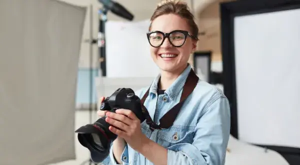 Wybór obiektywu na imprezy: 5 sprawdzonych rozwiązań fotograficznych
