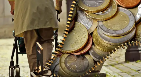 Najwyższa emerytura w Polsce: Ile można naprawdę dostać i jak to osiągnąć?